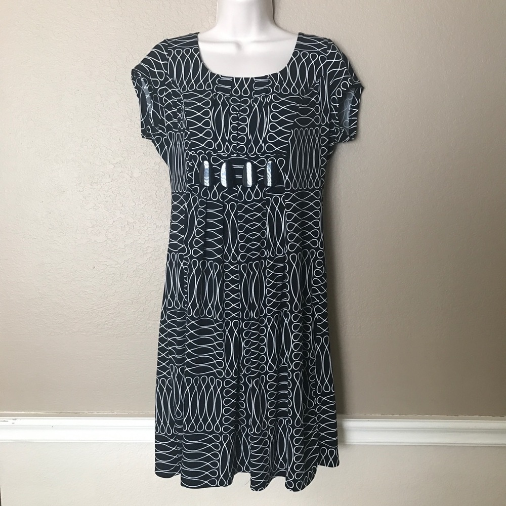 En Focus Dress with Black Acrylic Details in SZ 12